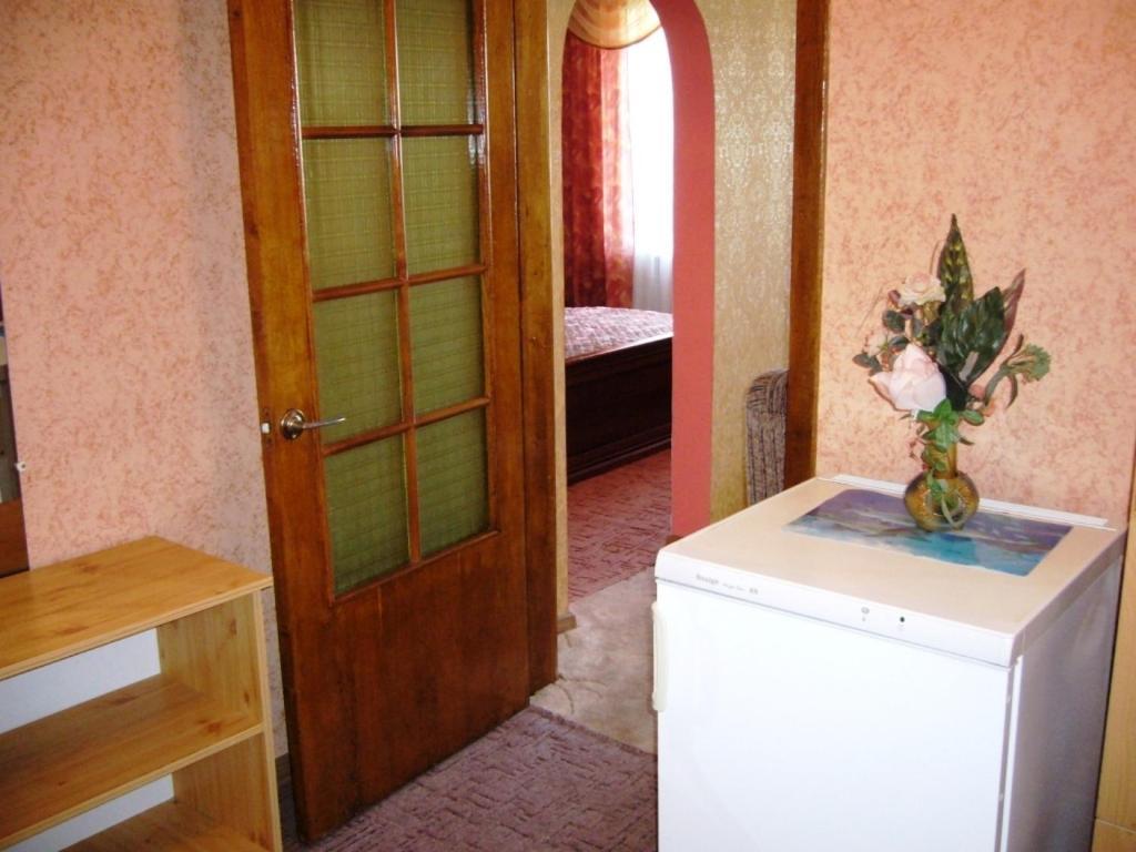 Hotel Profspilkovyi Loetsk Buitenkant foto