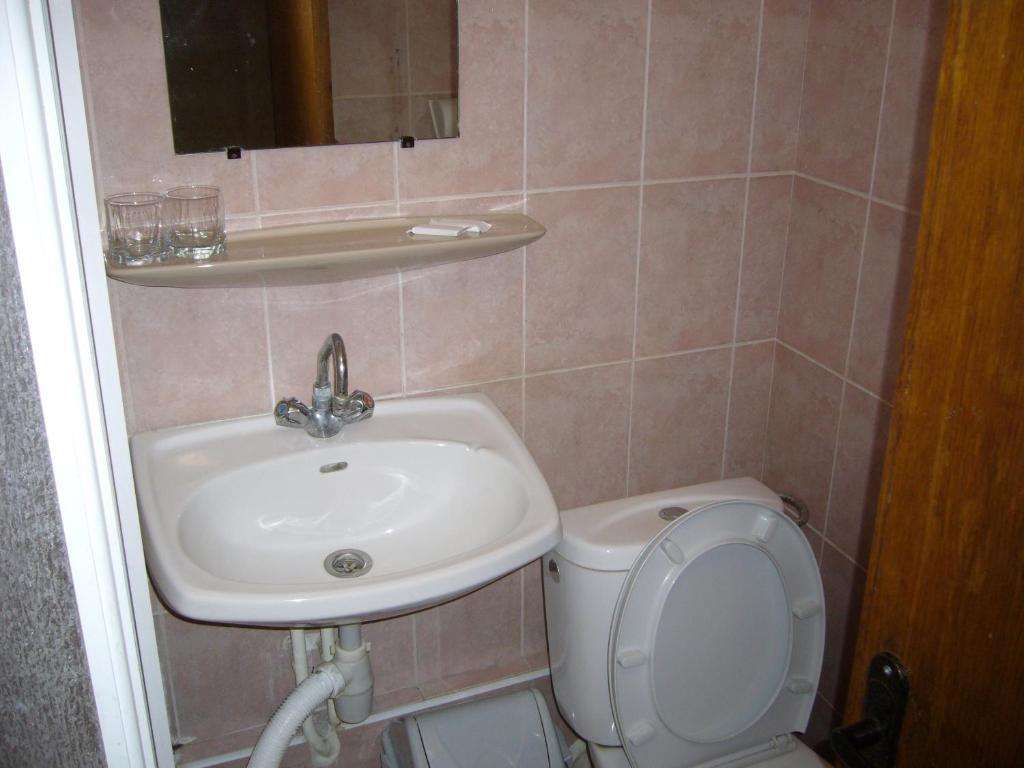 Hotel Profspilkovyi Loetsk Kamer foto