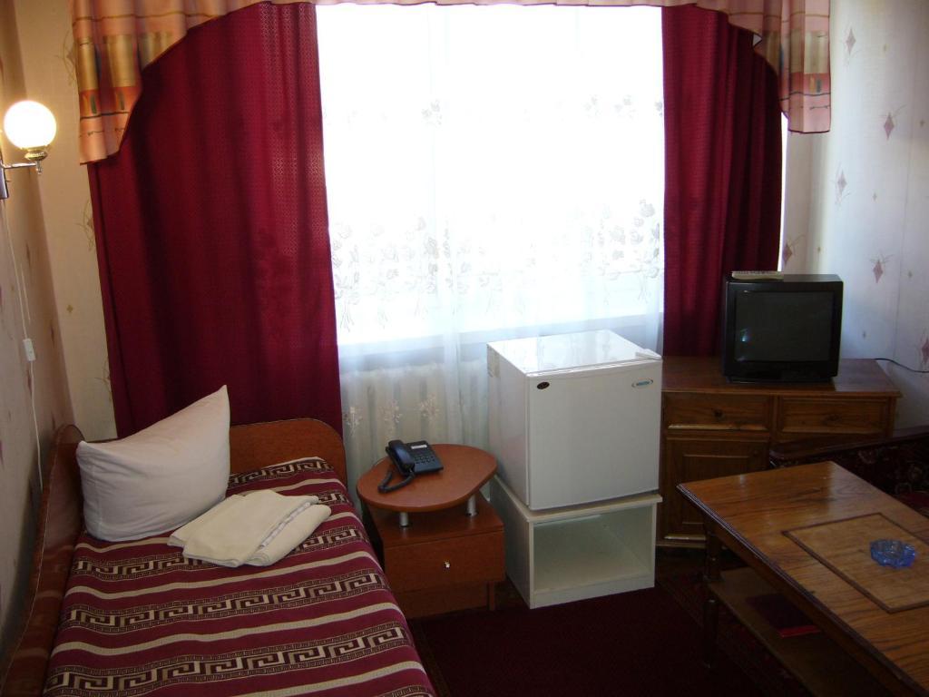 Hotel Profspilkovyi Loetsk Kamer foto