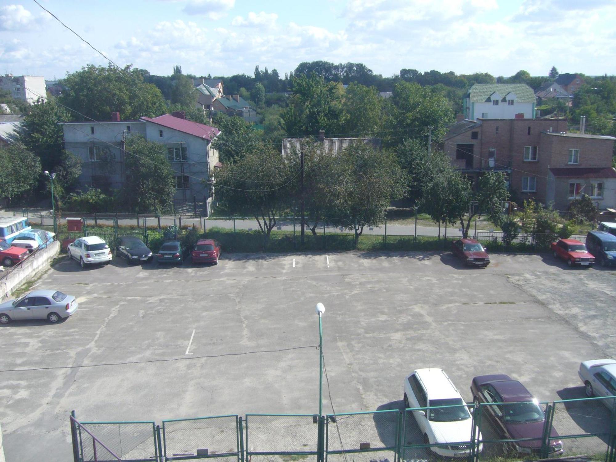 Hotel Profspilkovyi Loetsk Buitenkant foto
