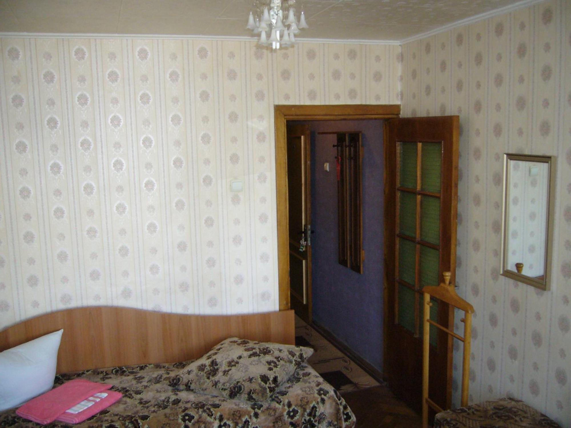 Hotel Profspilkovyi Loetsk Buitenkant foto